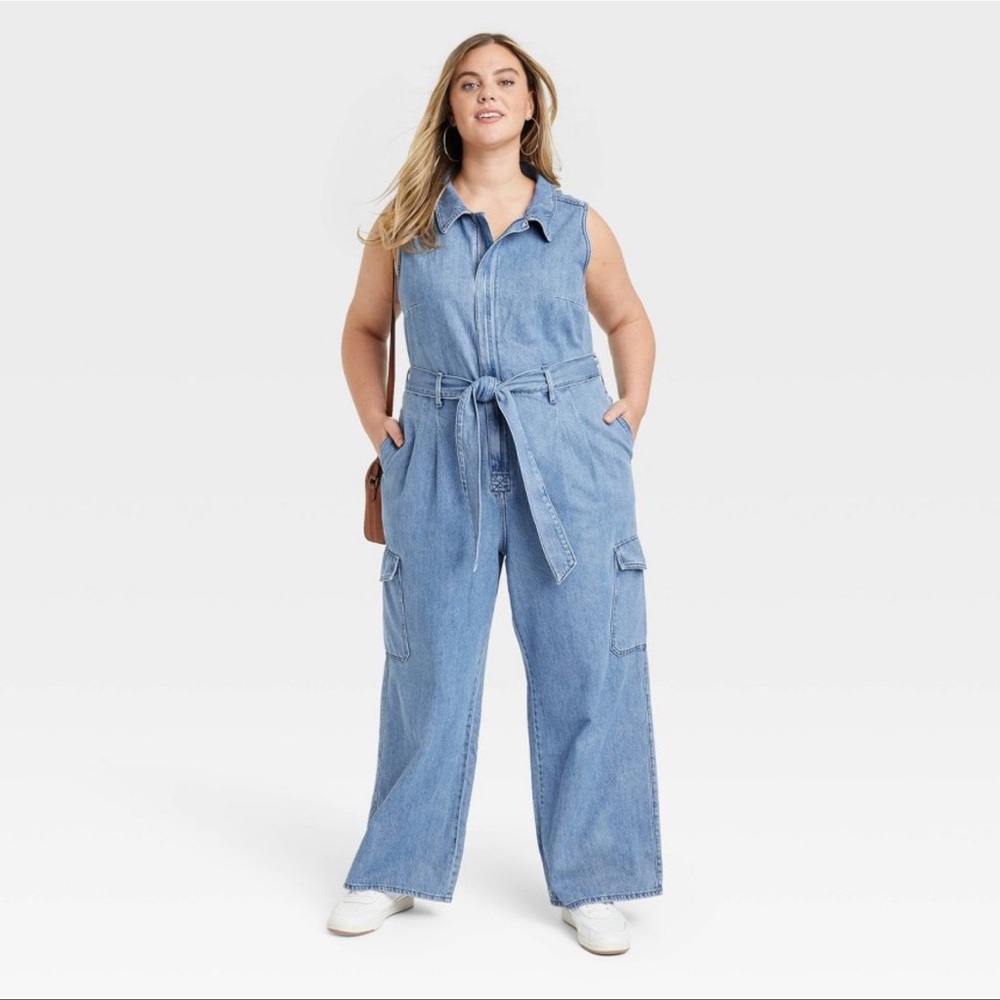 Women’s Denim Cargo Jumpsuit SZ 22 - $44